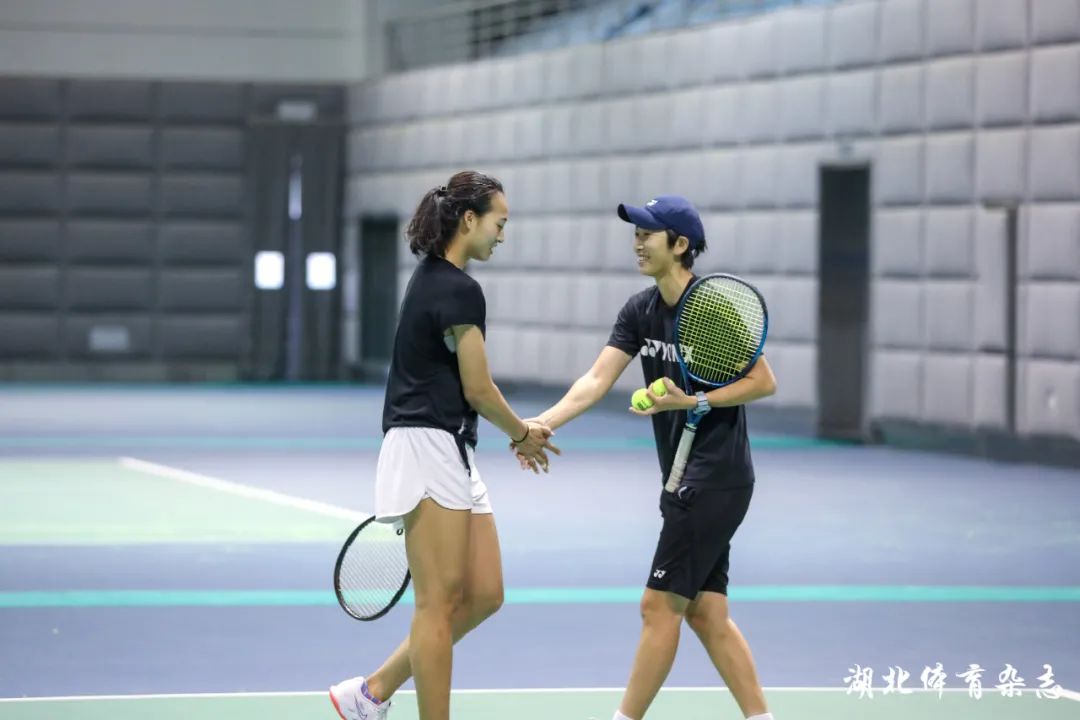 欧冠6队已被淘汰！前8确定2席位，5豪门握主动权 曼城皇马有点悬.